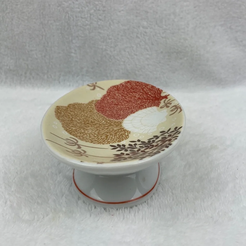 VTG MCM Pedastal Sea Coral Soap Dish Japan 5.5”